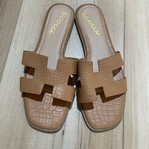Ccocci croc print “H” sandals
